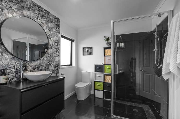 61 Contour Avenue Pyes Pa_17