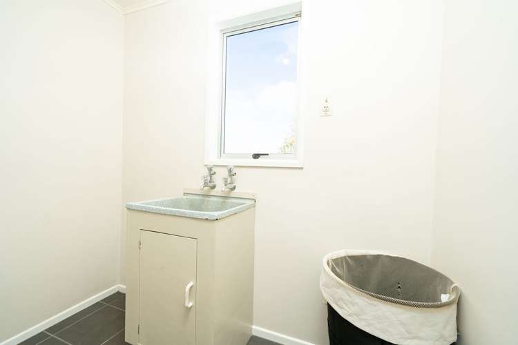 60 Valley Road Hikurangi_15