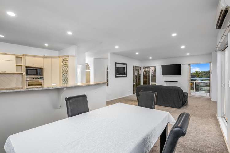 1019A Whangaparaoa Road Manly_13