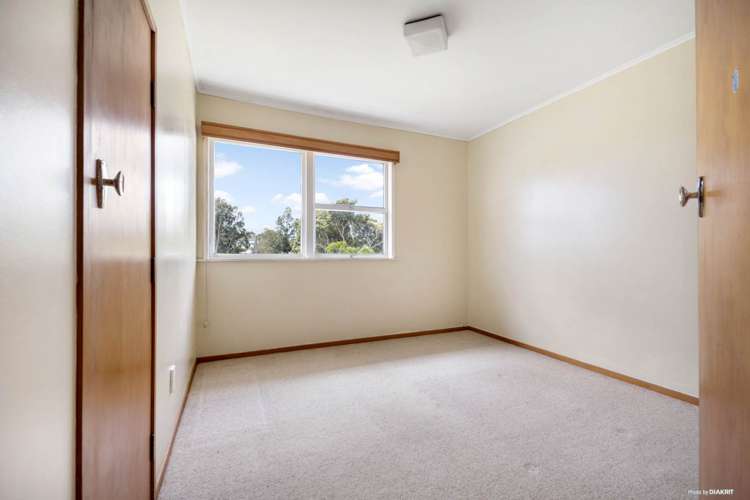 54 Boundary Road Blockhouse Bay_11