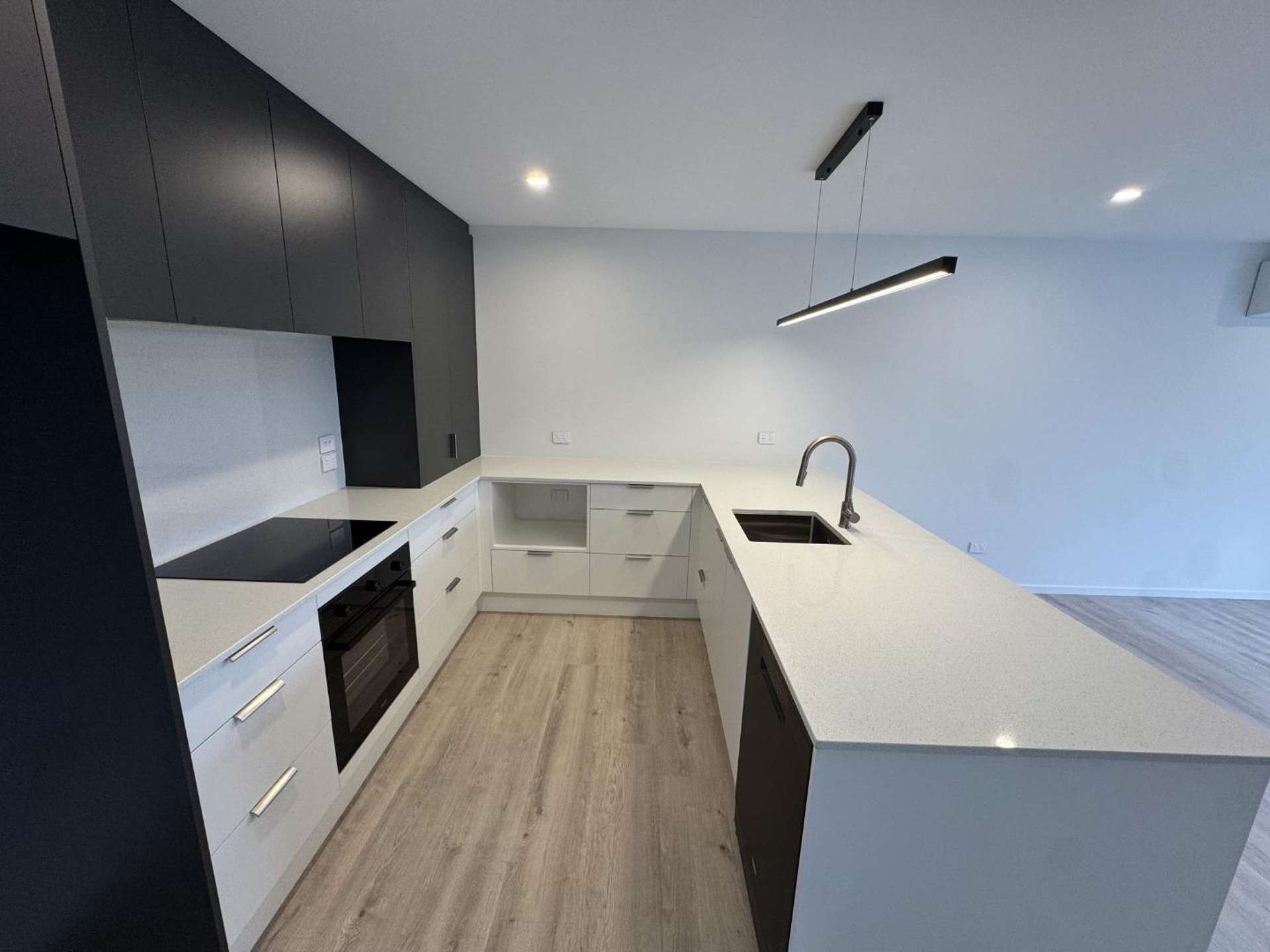 8/200 Main North Road Redwood_0