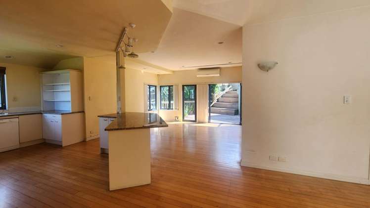 A/61 Goodall Street Hillsborough_17