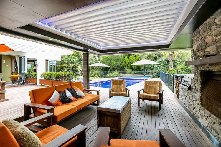 537 South Road Omata_1