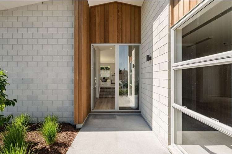 17 Puhirake Crescent Pyes Pa_1
