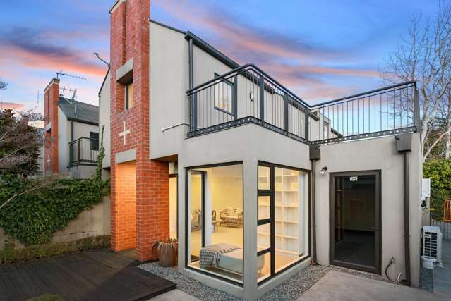 1/56 Hewitts Road Merivale - Christchurch City_1