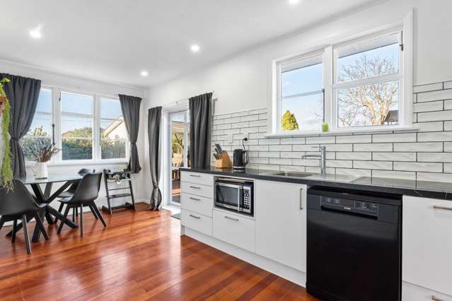 21 Hadfield Crescent 1201_1