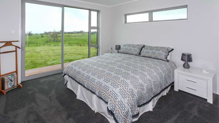 19 Church View Road Waiau Pa_13