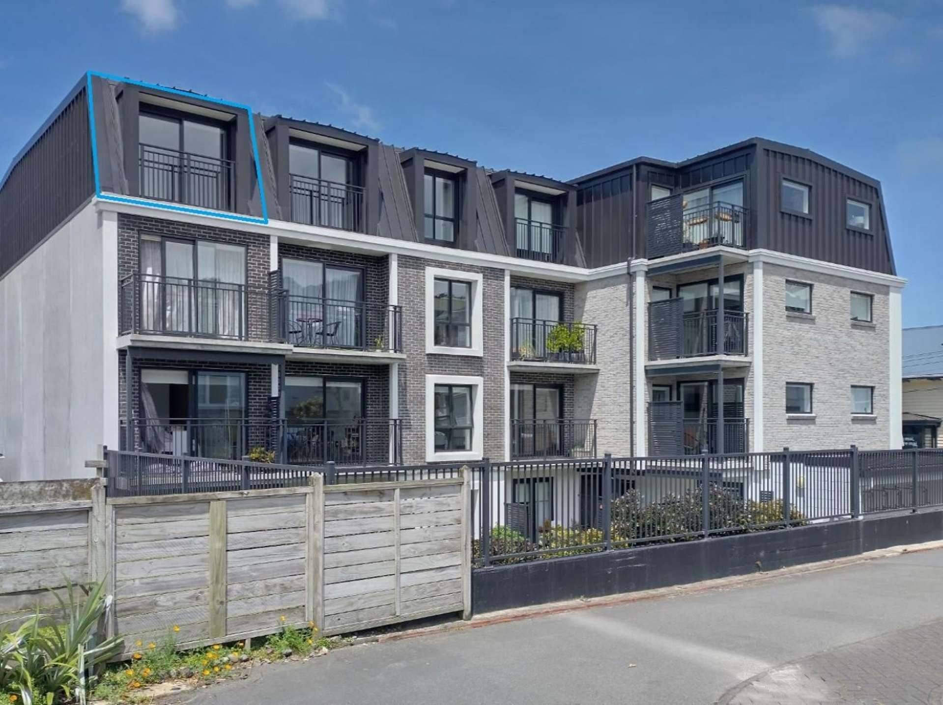 404/2 Colombo Street Newtown_0