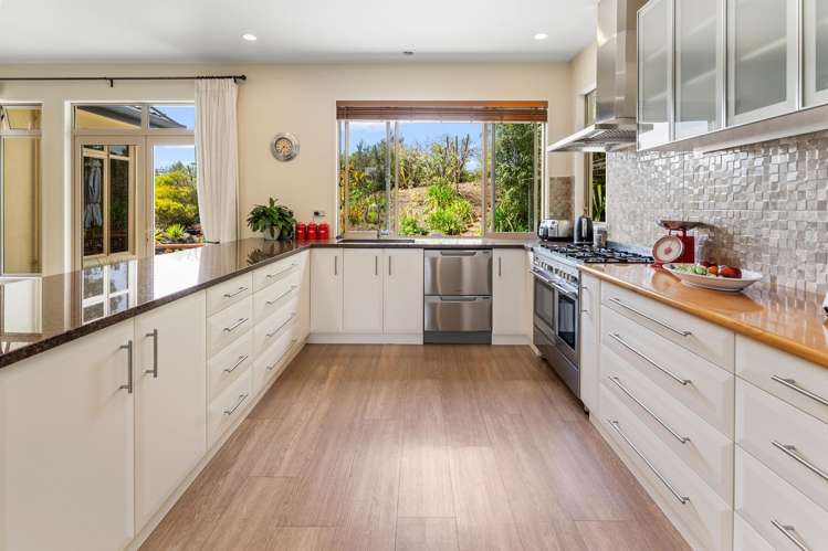 96 Totara View Road Wakefield_8