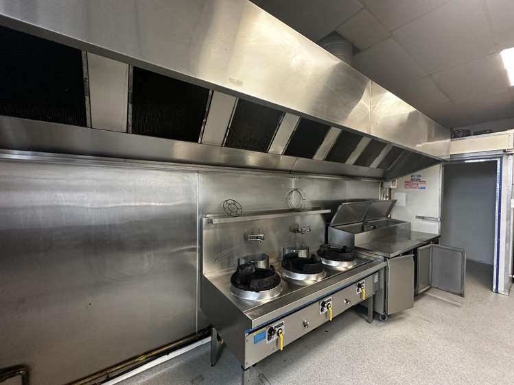 27 Clyde Road Browns Bay_3