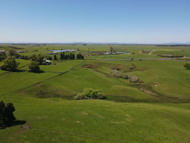 816 Tuhikaramea Road Ngahinapouri_10