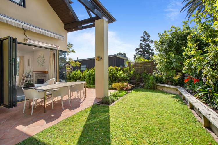 1/2 The Esplanade Castor Bay_12