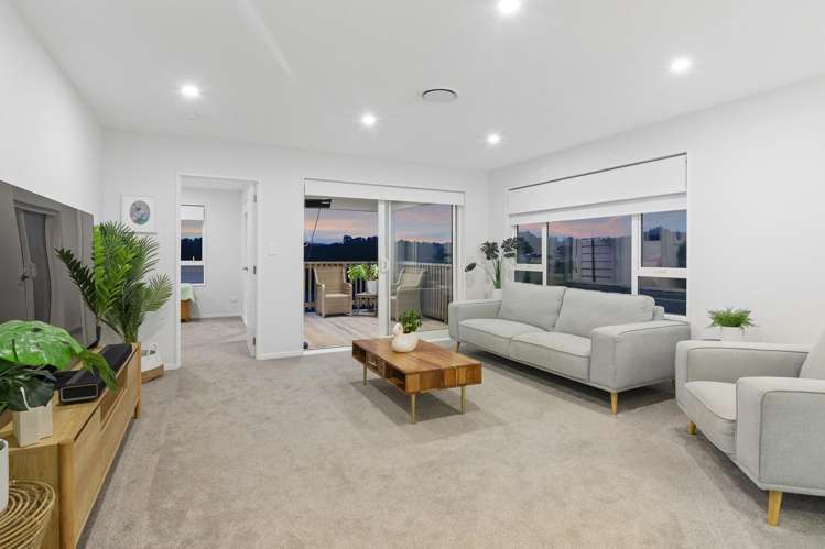 85 Godfrey Drive Orewa_6