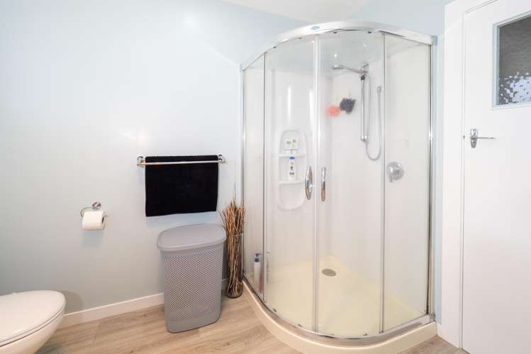 131 Belt Road Allenton_18