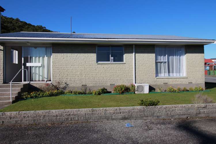 27 Shakespeare Street Greymouth_15