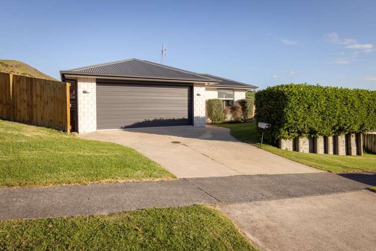 244 Ballintoy Park Drive Welcome Bay_18