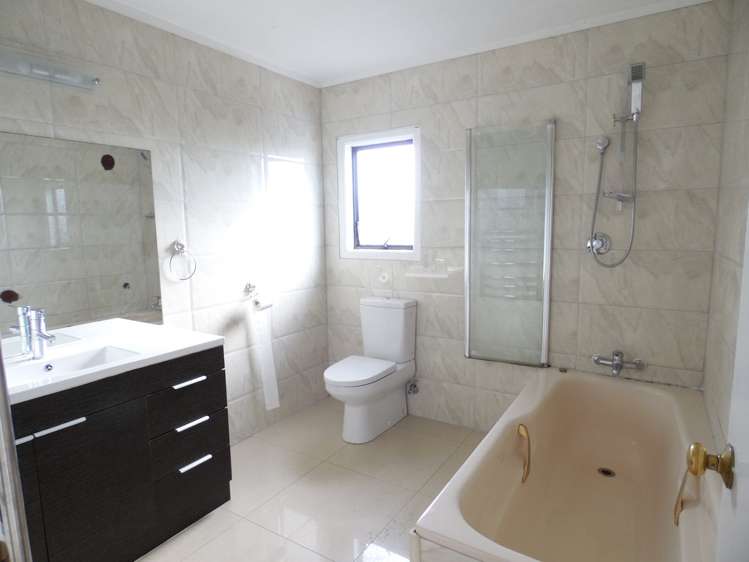 49 West Coast Road Glen Eden_6