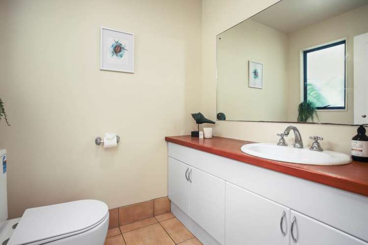 43 Bronzewing Terrace Unsworth Heights_12