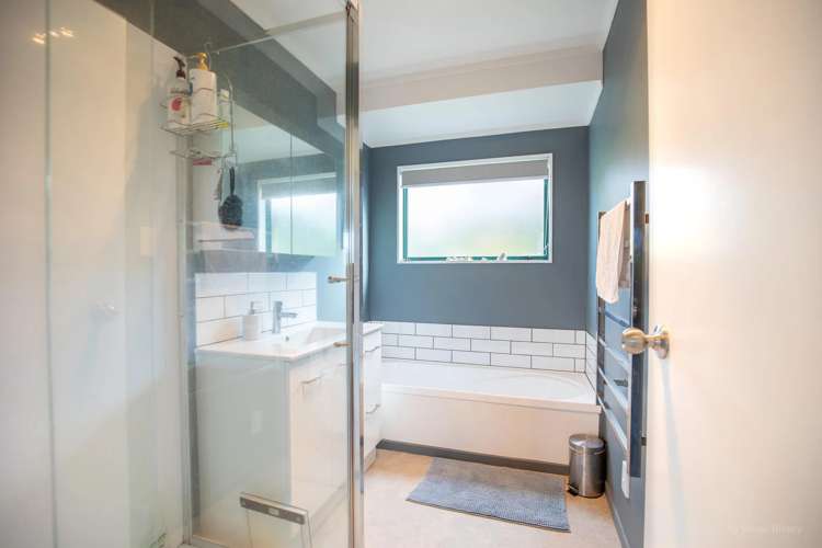 4 Johnson Drive Raglan_11