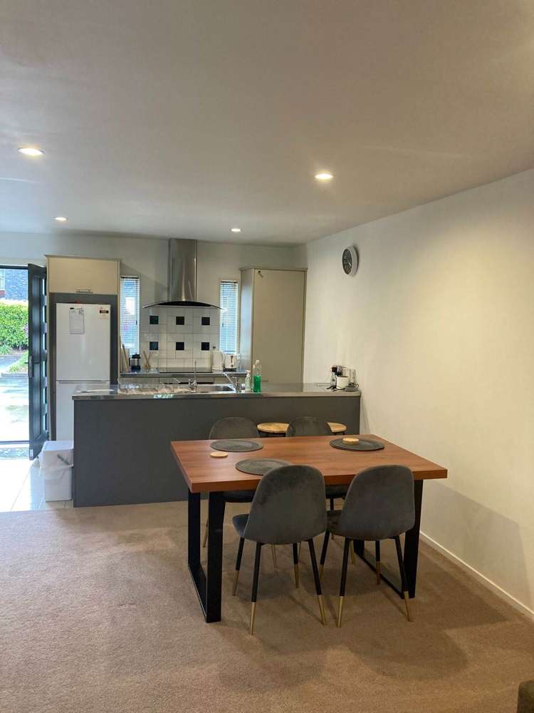 16/2 Cawley Street Ellerslie_2