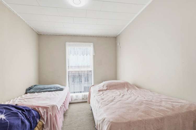 4 Hewlett Road Massey_15