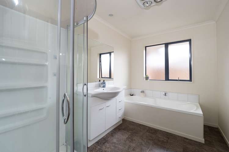 86a Middle Road Allenton_11