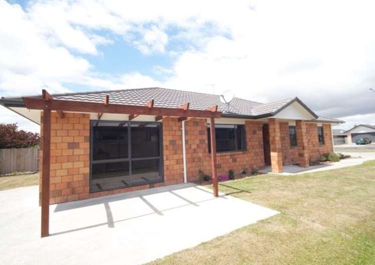 16 Tulip Drive Cambridge_7