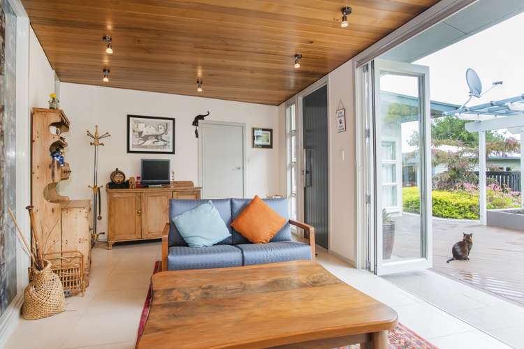 108 Iranui Road Inner Kaiti_2