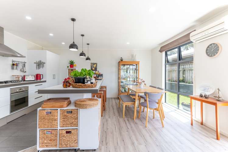 42 Kenepuru Drive Tawa_5