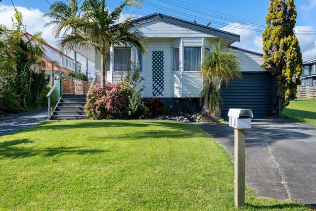 Coastal Cottage by the Sea