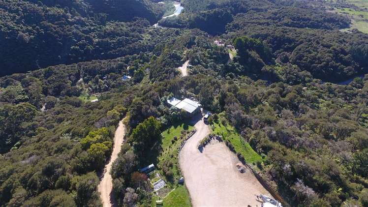 175 Parapara Valley Road Parapara_10