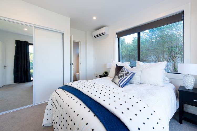 1/8 Clifton Road Waiake_19