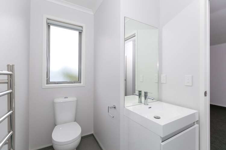 1/1 Hibiscus Avenue Hamilton Lake_18