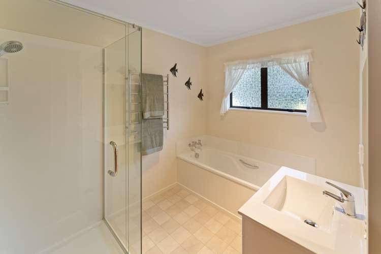 2 Durville Rise Richmond_19