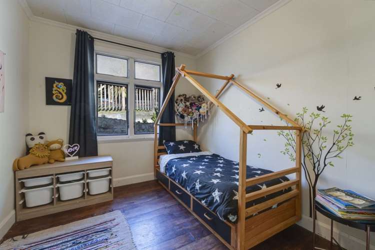 72 Toi Toi Street Toi Toi_16