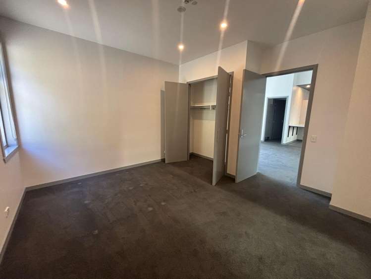 23 Centennial Highway Ngauranga_12