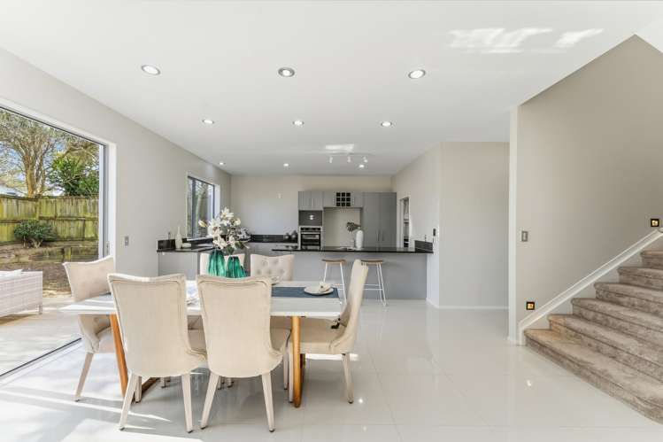 7 Andy Crescent Flat Bush_12