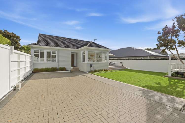 6 Walford Road Point Chevalier_13