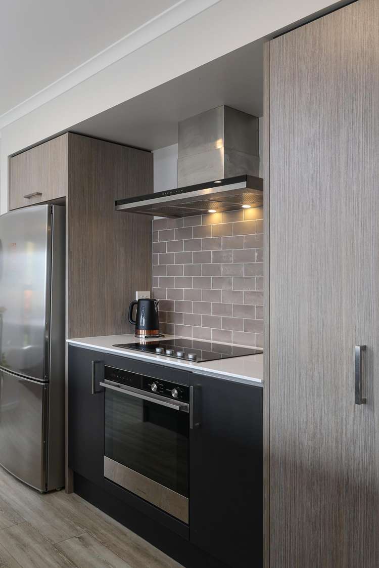 88b Coster Street Stoke_2