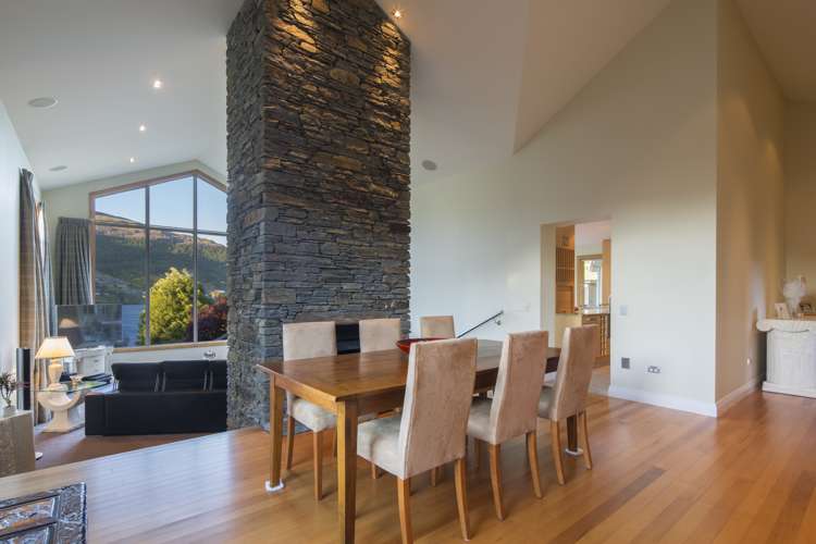 371 Peninsula Road Kelvin Heights_5