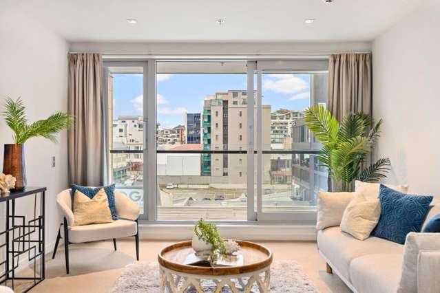 S T U N N E R | 2 BEDROOMS | + CAR PARK