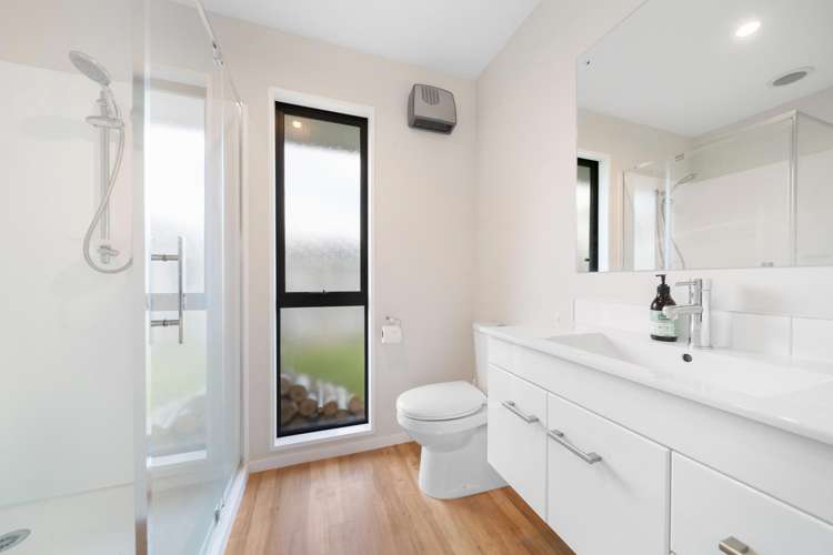 8 Judge And Jury Drive Dalefield/Wakatipu Basin_19