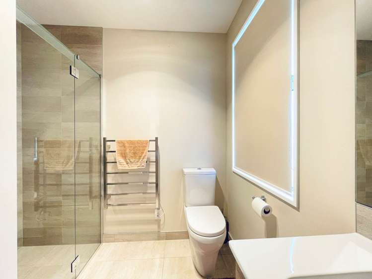 8 Freedom Lane Beachlands_13