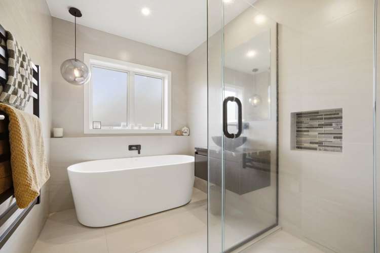 64 Heathcote Road Castor Bay_21