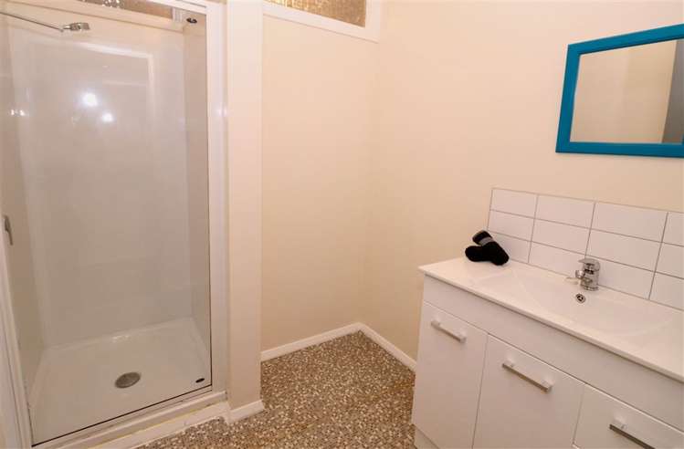 12 George Street Stokes Valley_20