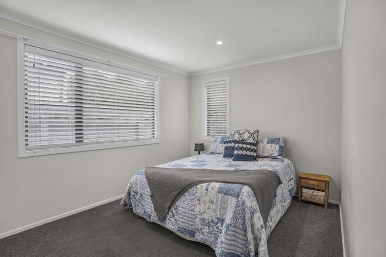 31 Fraser Colman Grove Wainuiomata_12