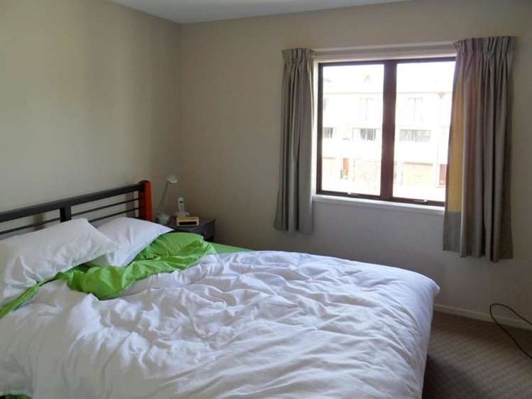 13/25 Rossmay Terrace Mount Eden_2