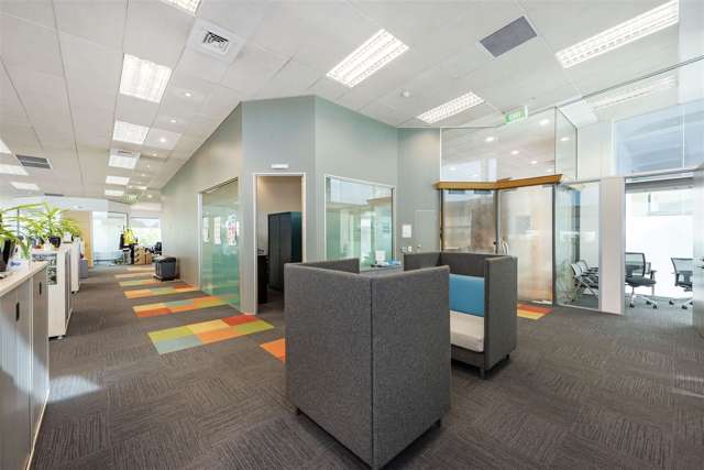 Level 4/8 Rockridge Avenue Penrose_2