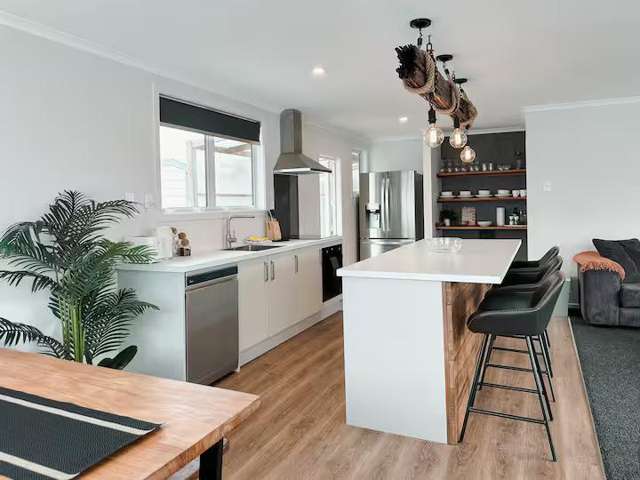 212 Revell Street Hokitika_1