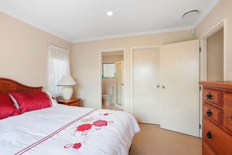 24 Arlose Place Westgate_11